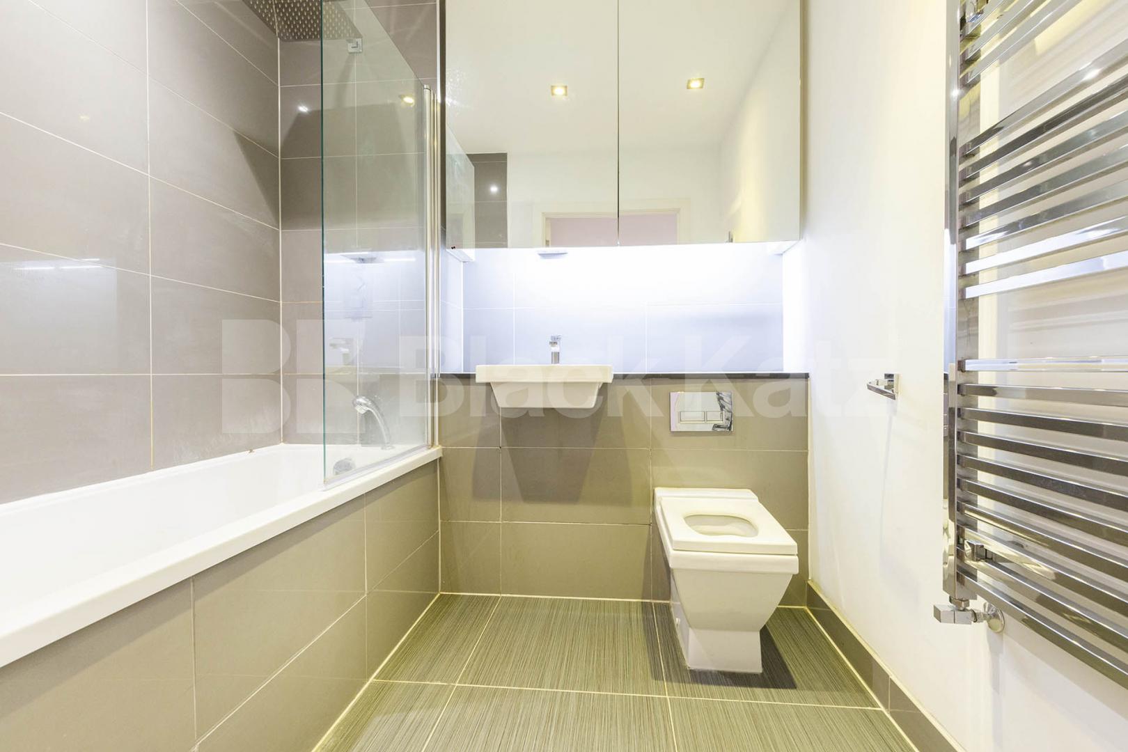 2 bedroom apartment within a contemporary building with a private terrace Heneage Street , Brick Lane 